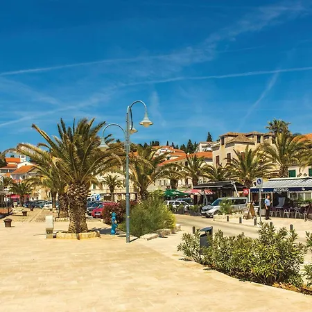 Three-bedroom In Vakantiehuis