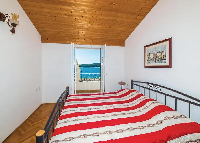 Сasa de vacaciones Three-bedroom In Rogoznica (Sibenik-Knin)