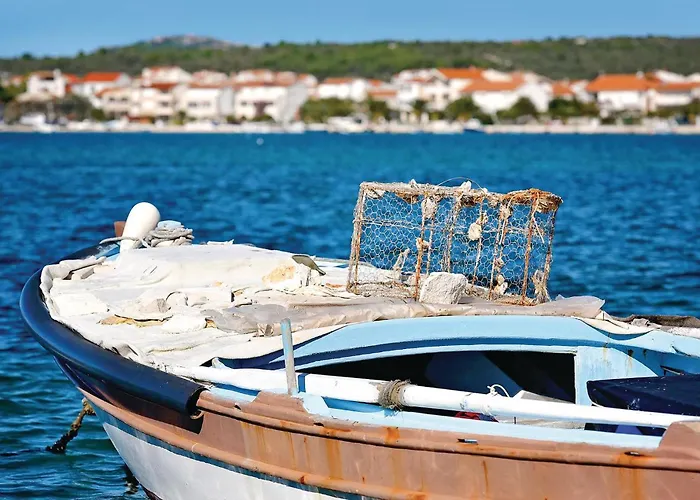 Three-bedroom In * Rogoznica (Sibenik-Knin)